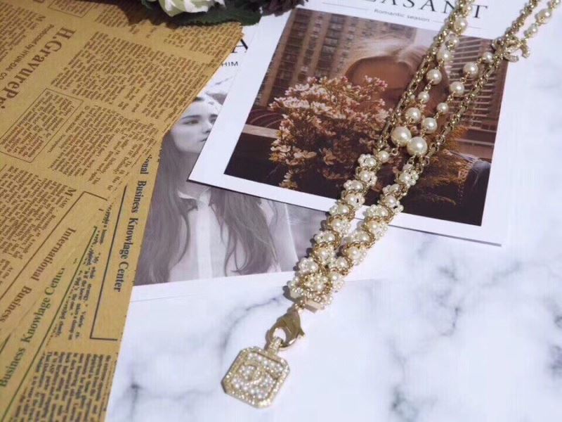 Ch**el necklaces